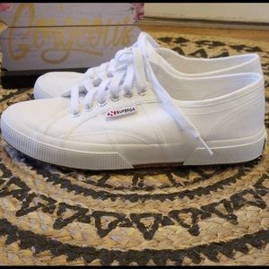 Women’s white Superga canvas sneakers